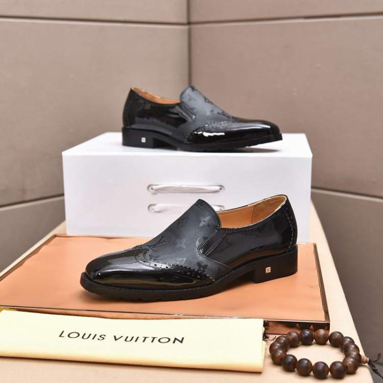 Picture of Louis Vuitton Shoes _SKULVsz38-44mnf041914223